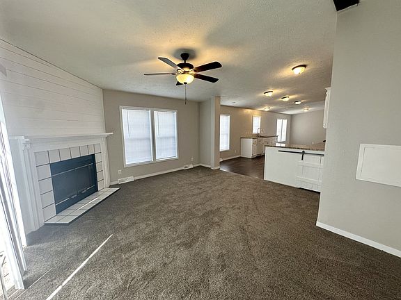 3rd image of 1025 Falstaff Cir #717