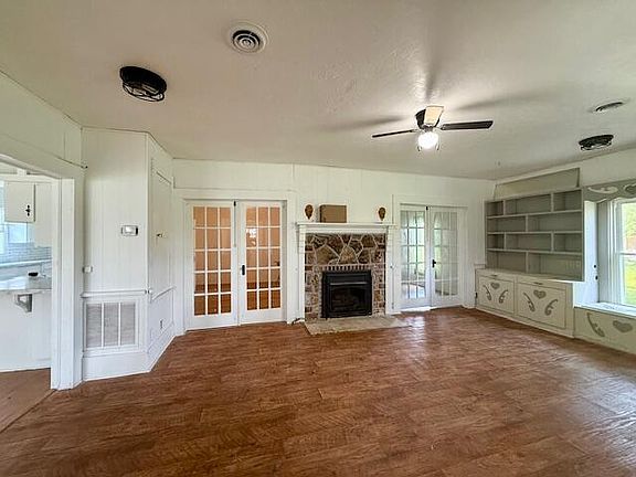 4th image of 351 6th Street