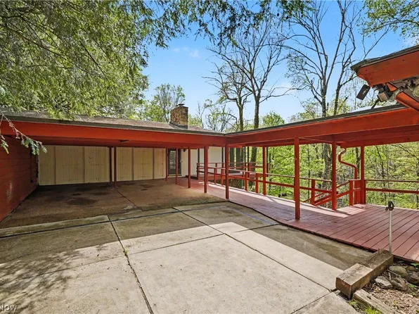 12376 Heath Rd, Chesterland, OH 44026