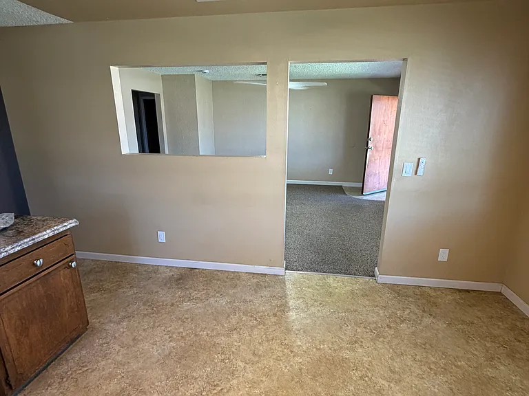 3056 Jasper St — Photo 9