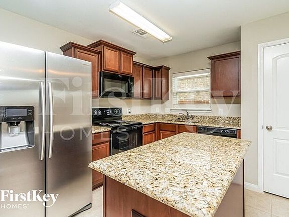 4th image of 6136 Obsidian Creek Dr