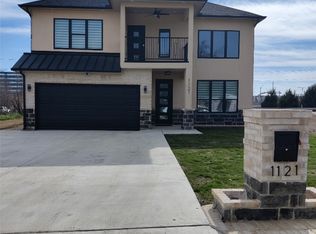 1121 Fort Worth St, Grand Prairie, TX 75050