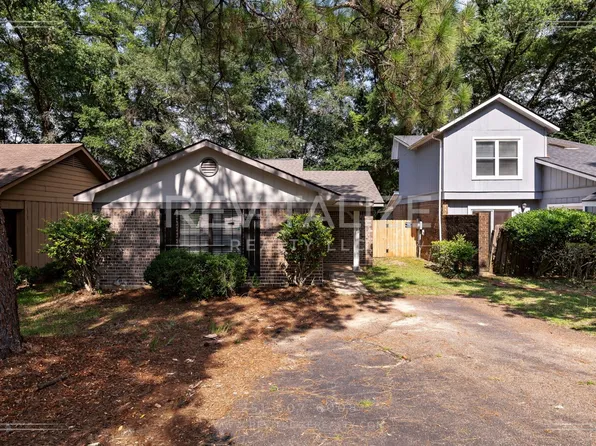1829 Spring Brook Ct, Mobile, AL 36609