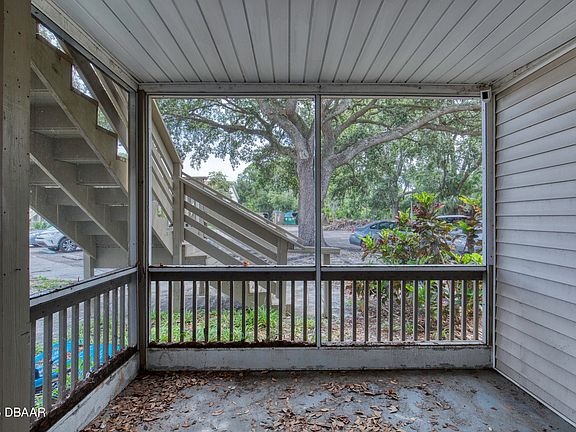 4th image of 1600 Big Tree Rd APT L4