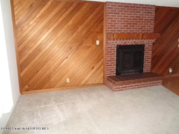 5th image of 3602 N Melrose Dr