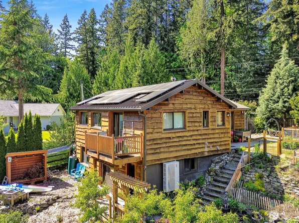 2070 Fairhaven Avenue, Bellingham, WA 98229