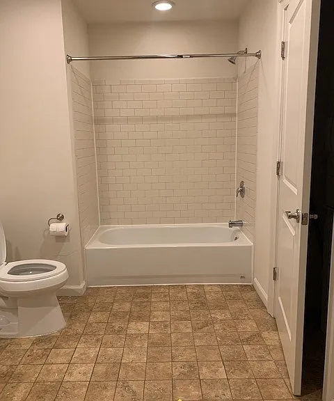 2130 Arch Street — Photo 33