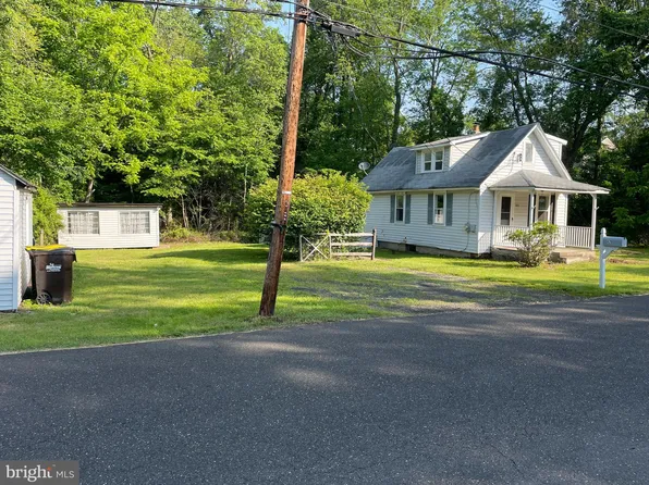 420 Oak Ave, Warrington, PA 18976