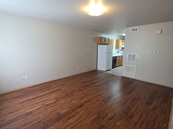 3rd image of 822 N El Paso Ave APT C