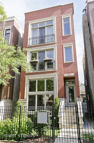 1st image of 2231 N Leavitt St #1