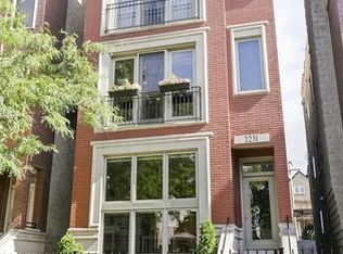 2231 N Leavitt St #1, Chicago, IL 60647