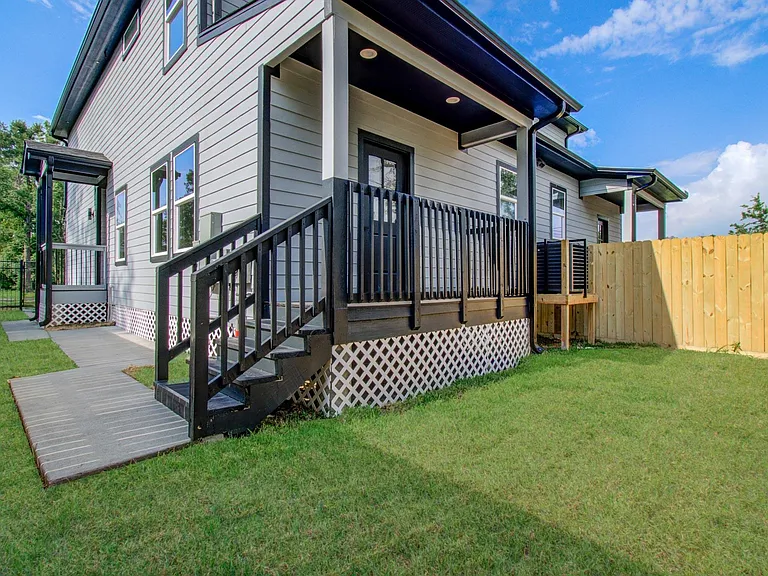 6531 Rosemary Ln #B — Photo 26