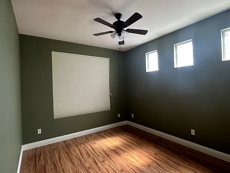 11693 Bradford Commons Dr — Photo 7