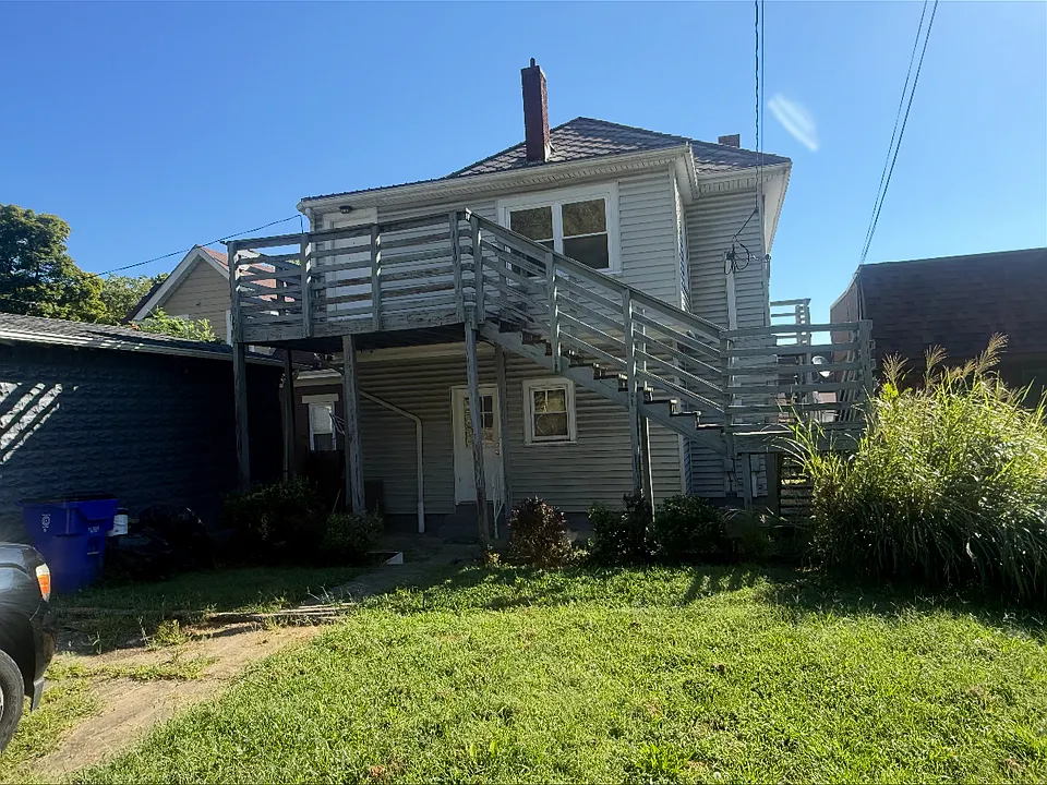 19 1/2 Western Ave