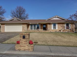 6933 E 61st Pl, Tulsa, OK 74133