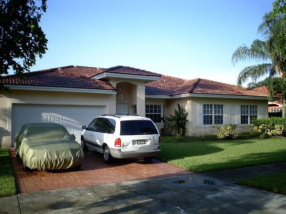 15434 SW 114th Street Miami FL 33196