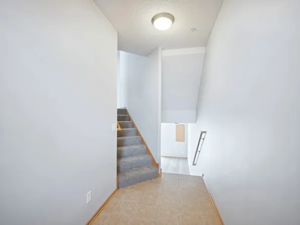 5009 Everest Ln N, Plymouth, MN 55446