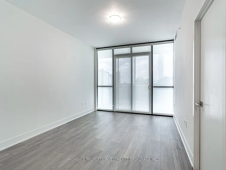 2916 Highway 7 Rd #305 — Photo 15