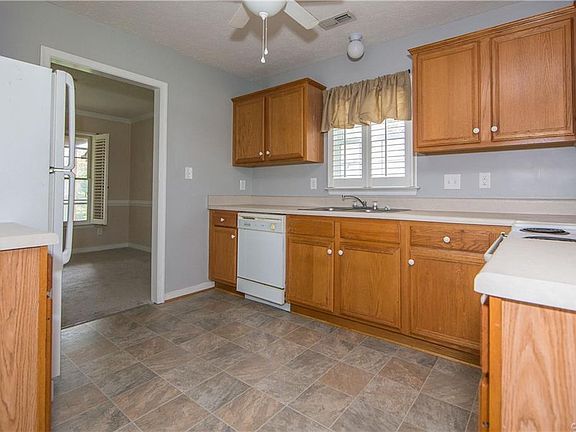 5th image of 14124 Thrushwood Turn