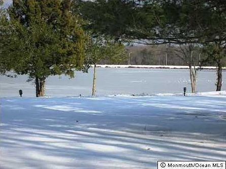 5th image of 586 Lake Point Drive #B