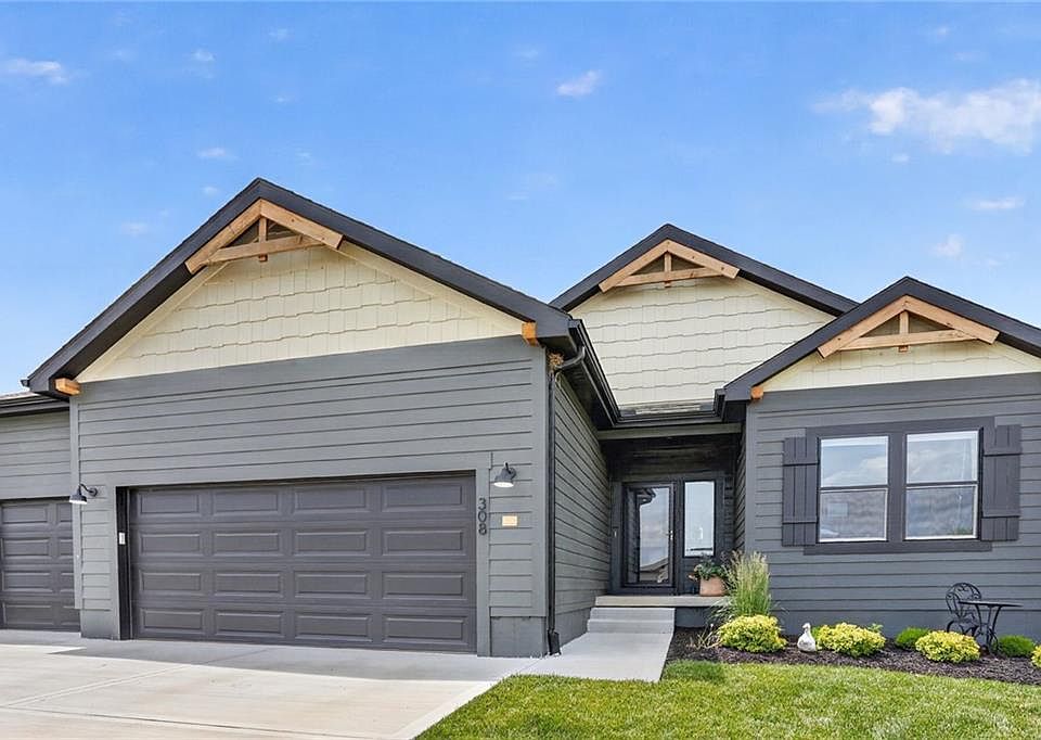 1st image of 308 Woodview Dr