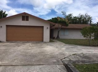 2157 Hypoluxo Rd, Lake Worth, FL 33462