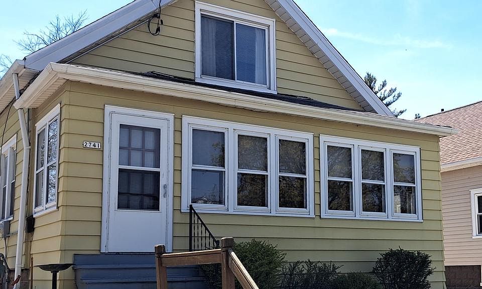 2741 East Denton AVENUE, Saint Francis, WI 53235 Zillow