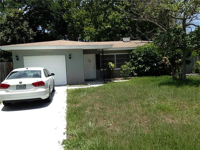 1st image of 2126 Poinciana Dr