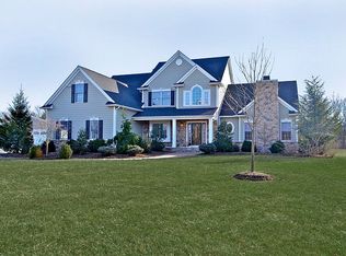 153 Rock Rd W, Lambertville, NJ 08530