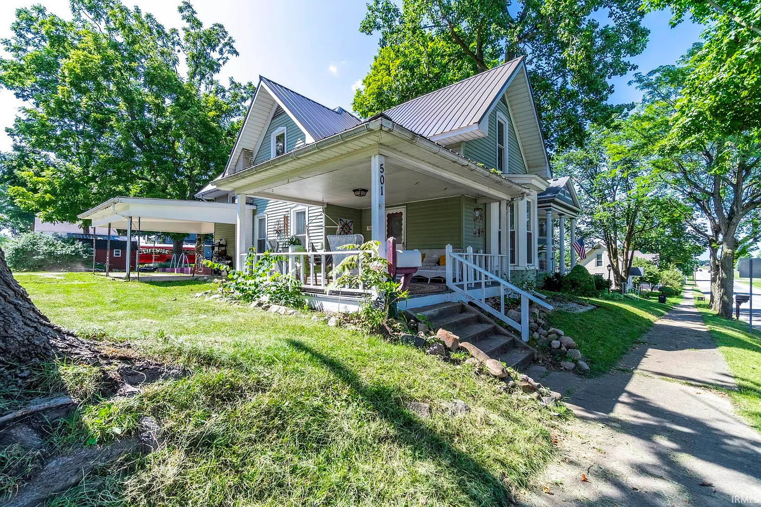 501 N Orange St photo 1