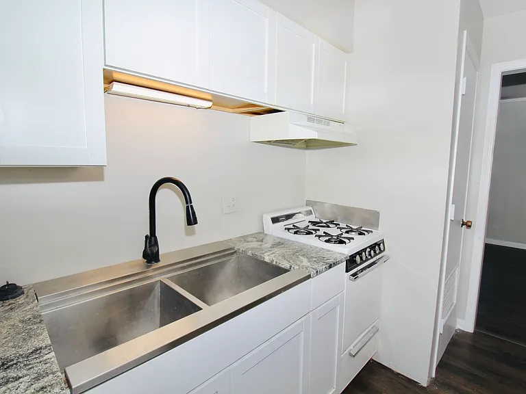 2336 Hovekamp Rd #1 — Photo 6
