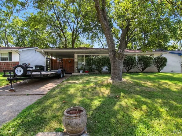1480 Vesper Dr, Florissant, MO 63031