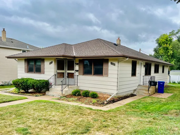1527 Idaho Ave E, Saint Paul, MN 55106