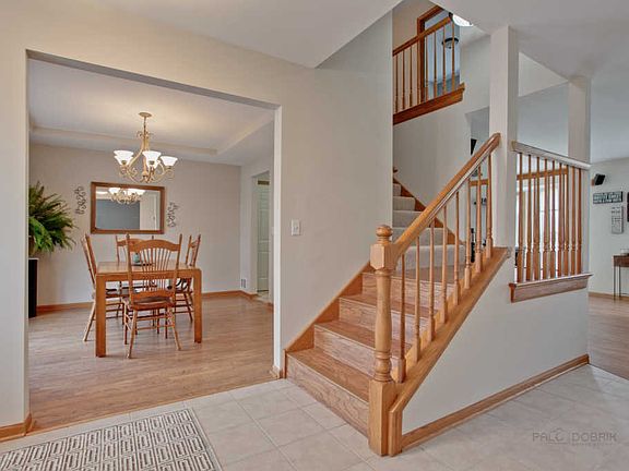 4th image of 526 Tulip Cir