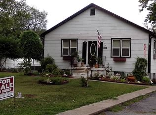 112 N 75th St, East Saint Louis, IL 62203
