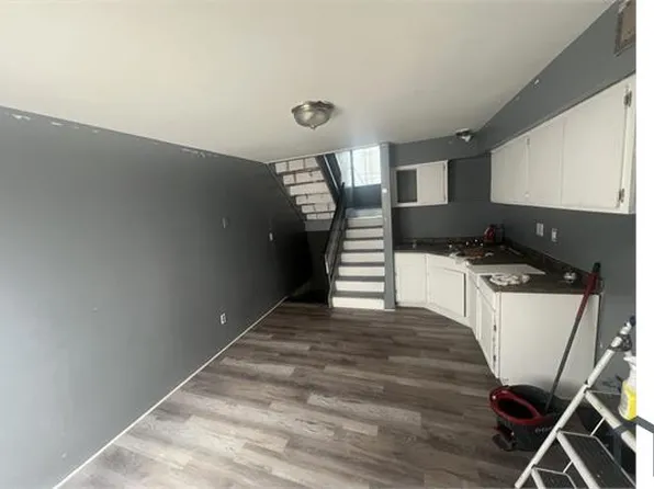 9325 W Allyn St #B, Milwaukee, WI 53224