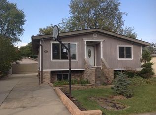 612 N Highview Ave, Addison, IL 60101