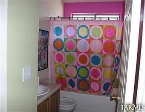 3rd image of 5028 S London Ct