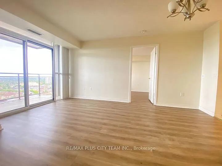 55 Strathaven Dr #1901 — Photo 2