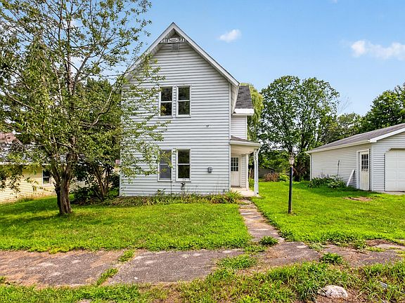 2nd image of 209 Underwood Ave