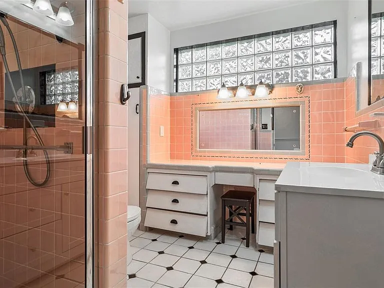 2603 N Ridgewood Ave — Photo 22