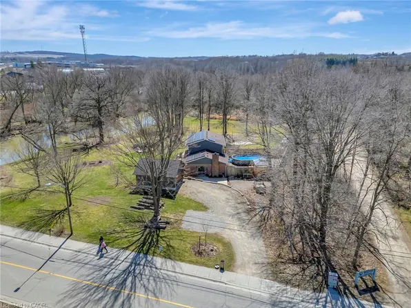 391 Tecumseh St, Woodstock, ON N4S 7W1
