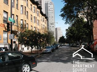 1909 N Lincoln Park W #1N, Chicago, IL 60614