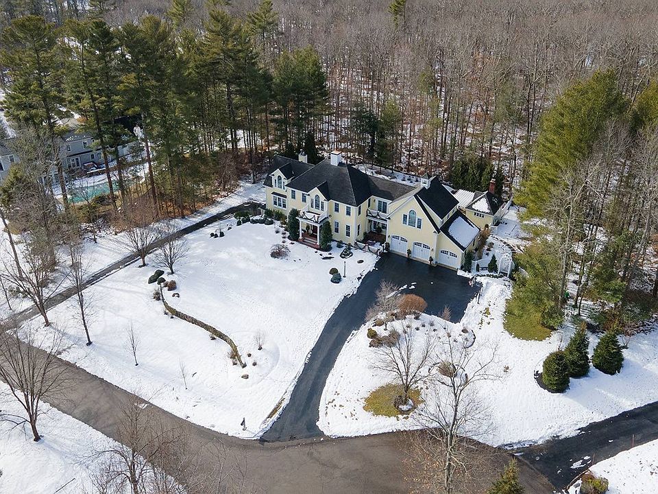 1st image of 9 Autumn Ln