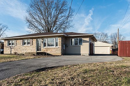 1st image of 5823 Jerry Ln