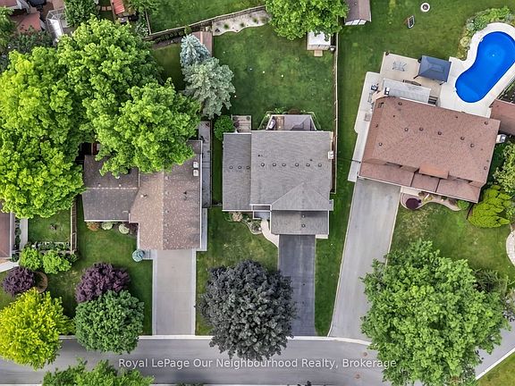 4th image of 67 Bartlett Cres