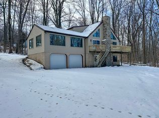 356 Twin County Rd, Morgantown, PA 19543