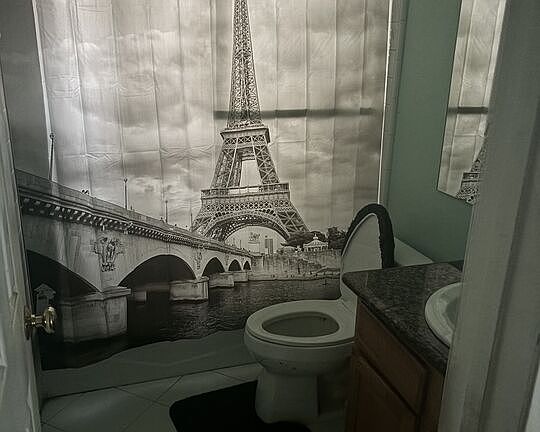 4th image of 3226 Caspian Ave