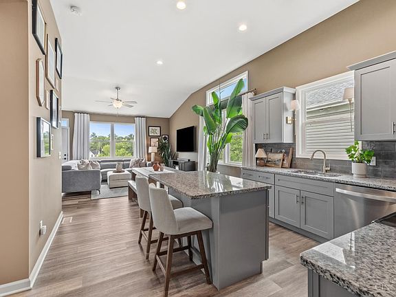 2nd image of 3359 Forestview Dr