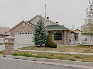 1678 N 865 W, Clinton, UT 84015